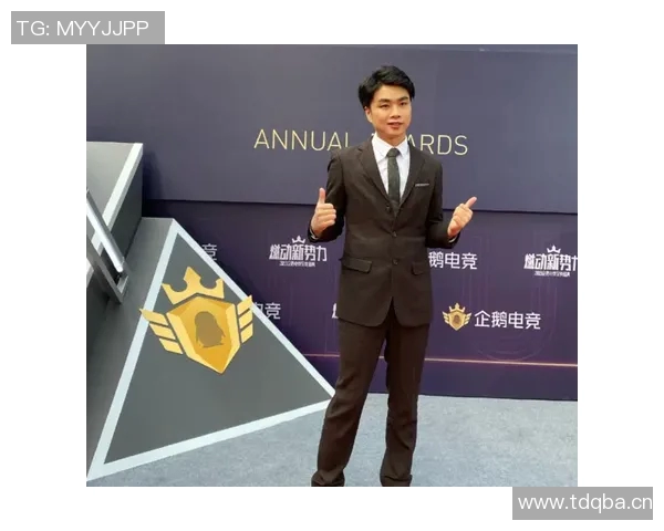 王者荣耀深度解析:BLG战队默契配合背后的秘密与策略探讨 王者荣耀深度解析:BLG战队默契配合背后的秘密与策略探讨