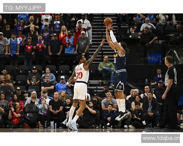 快船与掘金G3精彩回顾赛场对决与球员表现全解析 快船与掘金G3精彩回顾赛场对决与球员表现全解析