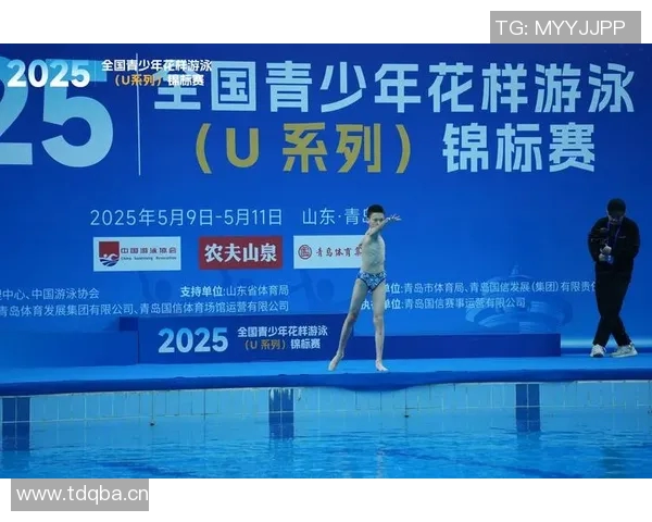 竞技游泳技术提升与训练方法探索:从入门到精英选手的全面发展路径 竞技游泳技术提升与训练方法探索:从入门到精英选手的全面发展路径